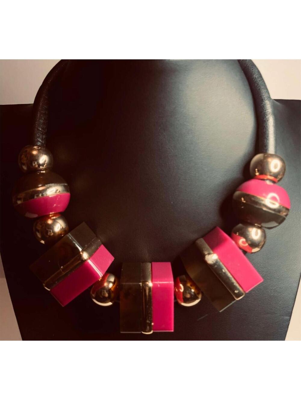 1057 Trina Turk Chunky "Mulholland Mod" oversized cubes leather collar necklace